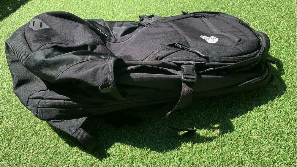 THE NORTH FACE Router Transit black School Work HIKE DAY Backpack Bag - Picture 8 of 12